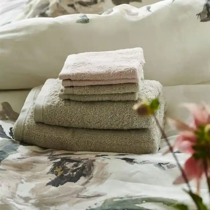 Begränsat antal Designers Guild Handduk Loweswater, Birch